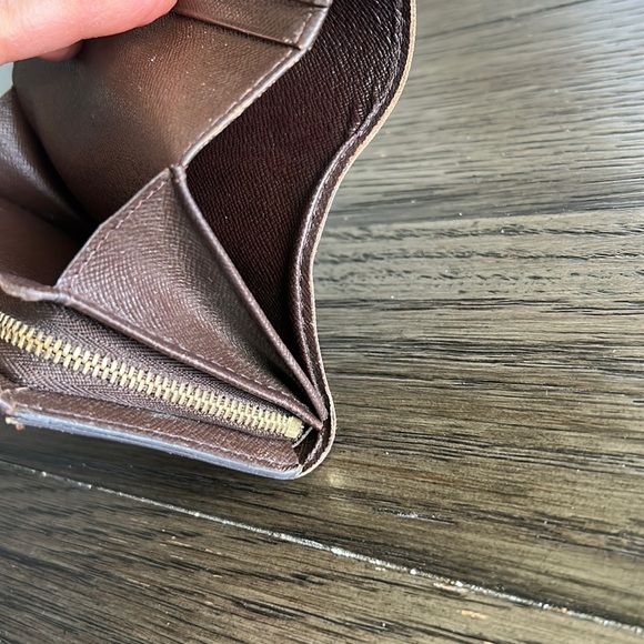 Louis Vuitton Damier Ebene Wallet - Picture 11 of 16